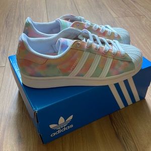 Adidas Superstar Tie Dye Womens Size 6.5 NEW